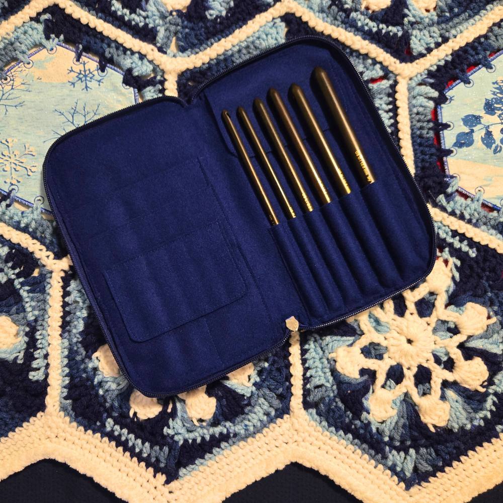 Infinity | Crochet Hook Set | Ebony | Sizes J, K, L, M, N, O | w/custom case